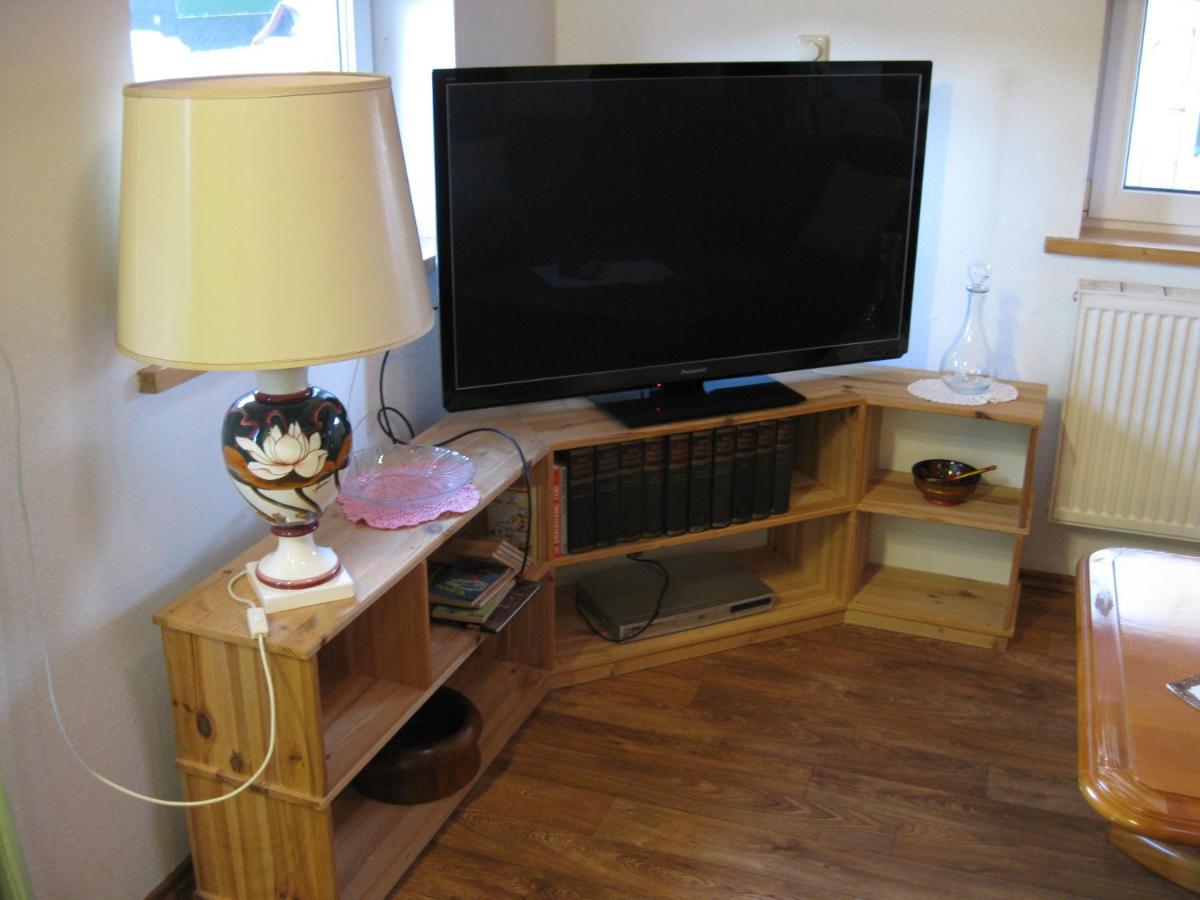 Ferienwohnung Aurich Sandhorst Eg Mit Terrasse Und Kleinem Garten ภายนอก รูปภาพ
