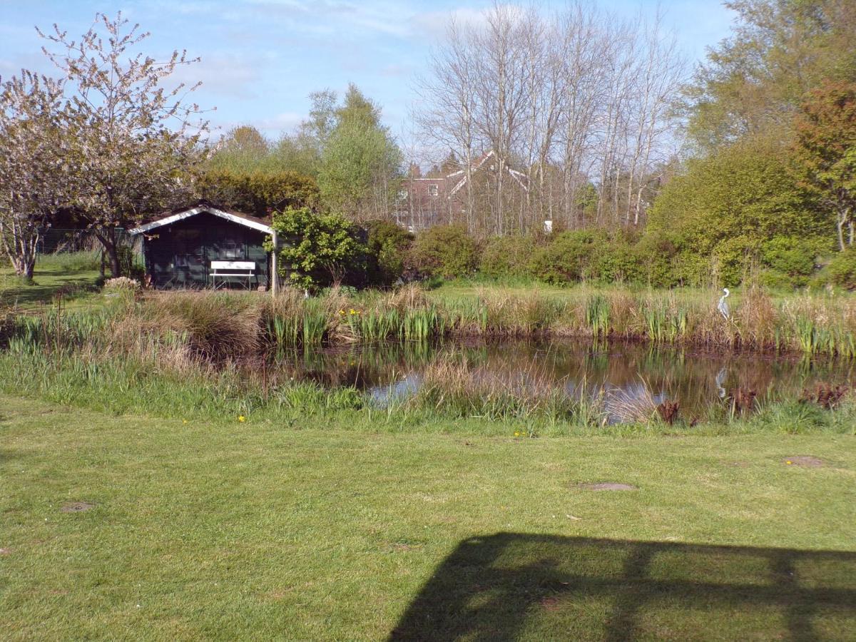 Ferienwohnung Aurich Sandhorst Eg Mit Terrasse Und Kleinem Garten ภายนอก รูปภาพ